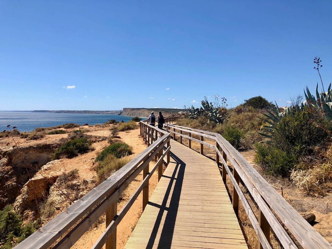 Passadiços-da-Ponta-da-Piedade-Lagos-Portugal