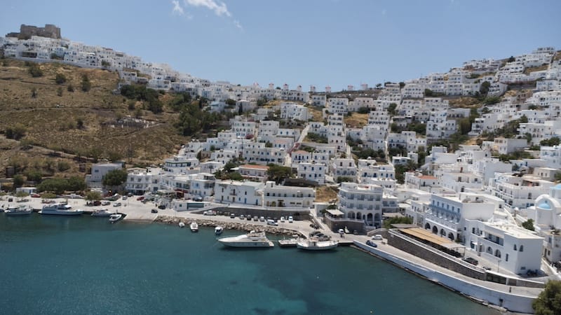 Vista aérea sobre Chora, Astipalaia, Grecia