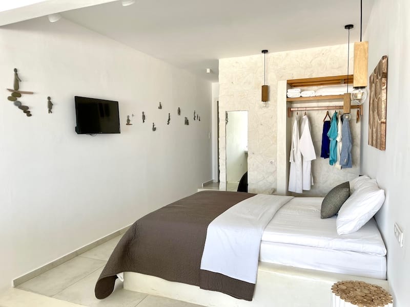 The interior of a studio of Anatoli Luxury Studios and Suites, Astyplaea, Greece